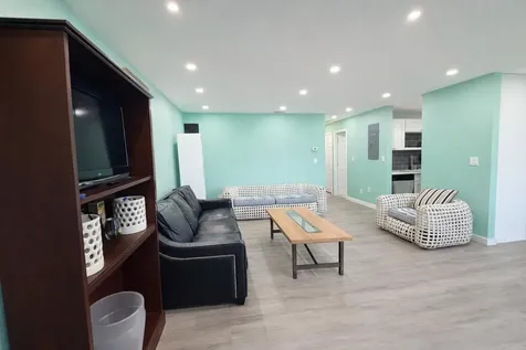 1381 W 1st Street Riviera Beach FL 33404