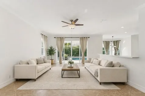 8697 Cobblestone Point Circle Boynton Beach FL 33472