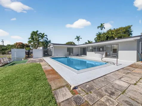 1940 NW 32 Nd Street Oakland Park FL 33309