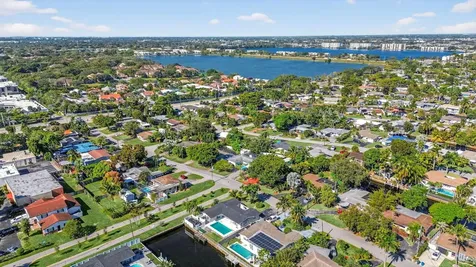 1940 NW 32 Nd Street Oakland Park FL 33309