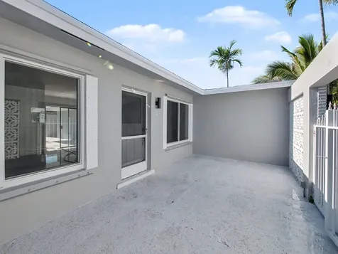 1940 NW 32 Nd Street Oakland Park FL 33309