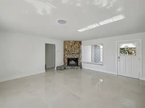 1940 NW 32 Nd Street Oakland Park FL 33309