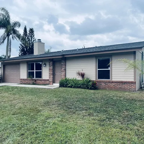 530 SW Prima Vista Boulevard Port Saint Lucie FL 34983