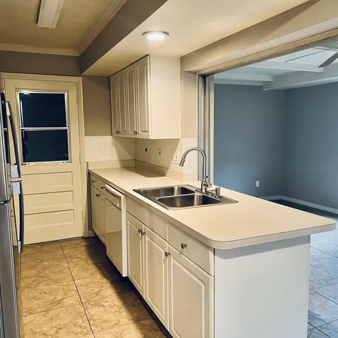 530 SW Prima Vista Boulevard Port Saint Lucie FL 34983