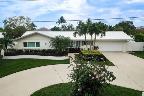 16 Leeward Circle Tequesta FL 33469
