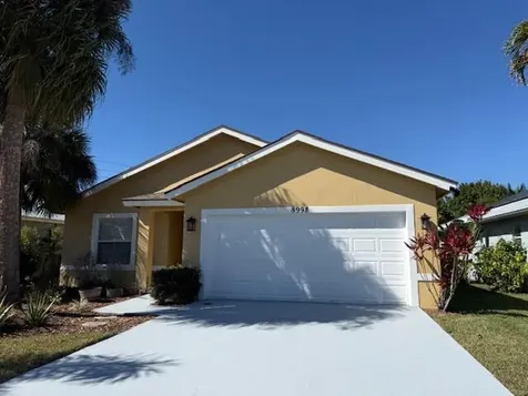 8998 Sw Bonneville Drive Stuart FL 34997