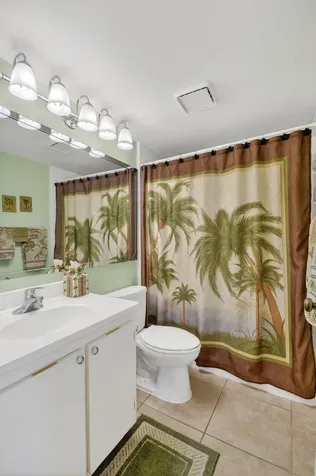1005 Green Pine Boulevard H-2 West Palm Beach FL 33409