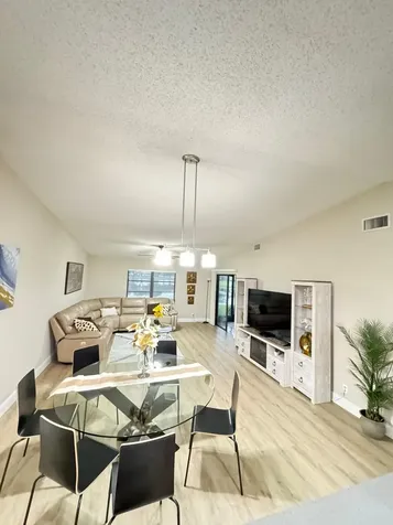 18560 Sunburst Lane Boca Raton FL 33496