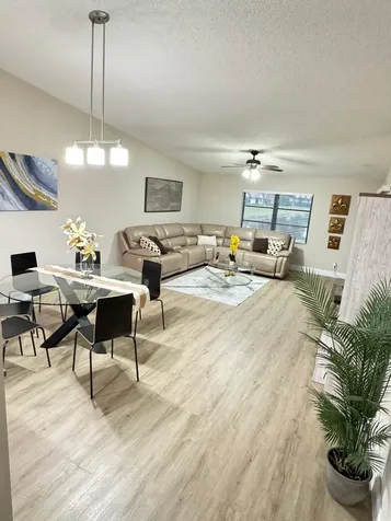 18560 Sunburst Lane Boca Raton FL 33496