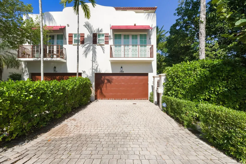 1709 NE 8th Street Fort Lauderdale FL 33304