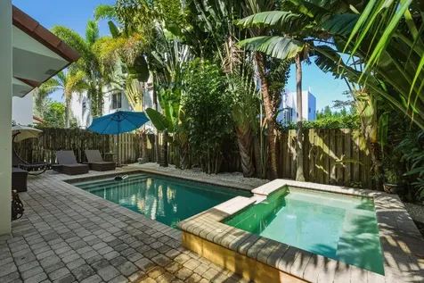 1709 NE 8th Street Fort Lauderdale FL 33304