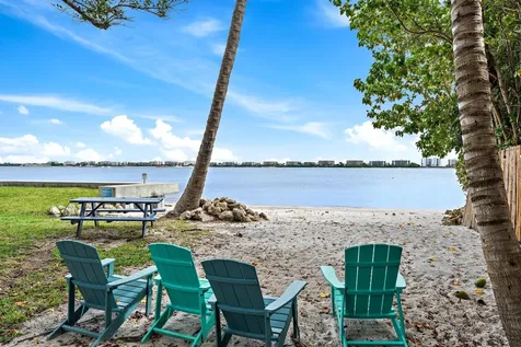 1516 S Lakeside Drive Lake Worth Beach FL 33460