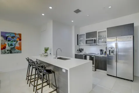 1045 NE 18th Avenue Fort Lauderdale FL 33304