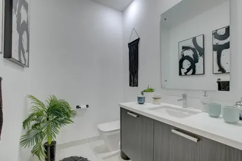 1045 NE 18th Avenue Fort Lauderdale FL 33304