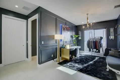 1045 NE 18th Avenue Fort Lauderdale FL 33304