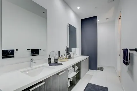 1045 NE 18th Avenue Fort Lauderdale FL 33304