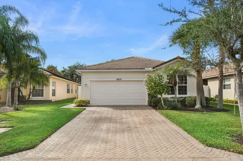 10033 Sw Stonegate Drive Port Saint Lucie FL 34987