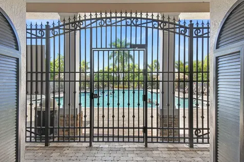 10033 Sw Stonegate Drive Port Saint Lucie FL 34987