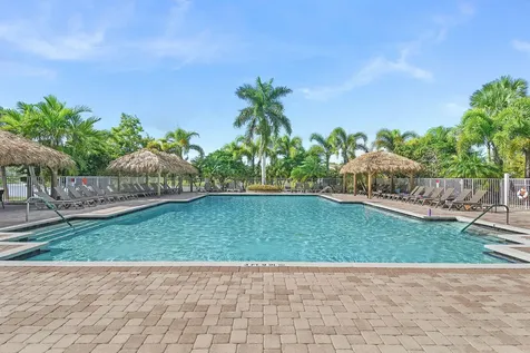 10033 Sw Stonegate Drive Port Saint Lucie FL 34987