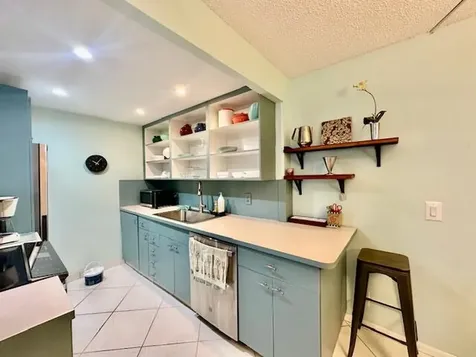 2070 Cornwall D Boca Raton FL 33434