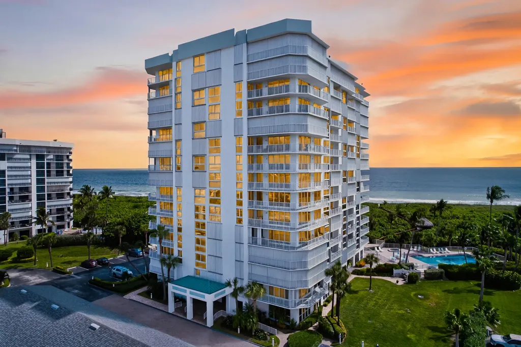2700 N Highway A1a Hutchinson Island FL 34949