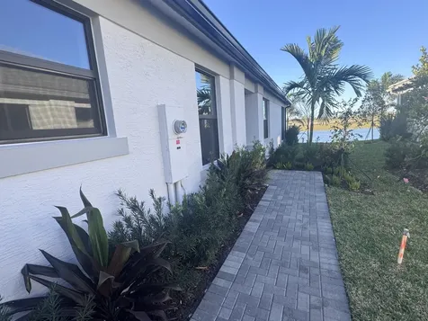 13525 SW Brightside Way Port Saint Lucie FL 34987
