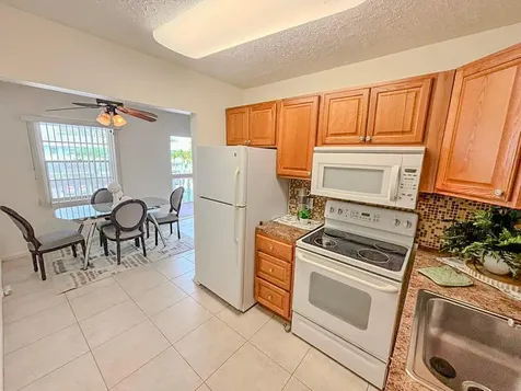 54 Newport C Deerfield Beach FL 33442