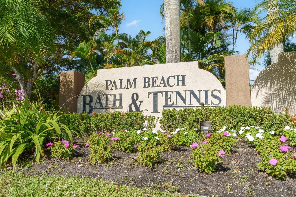 5260 Grande Palm Circle Delray Beach FL 33484