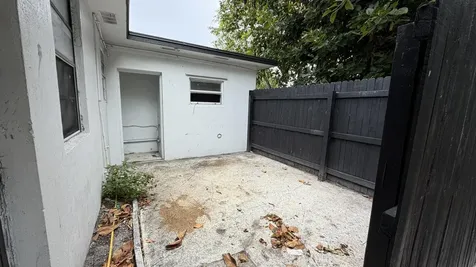 34 W 34th Street Riviera Beach FL 33404