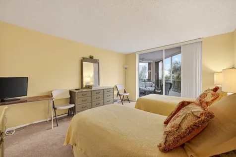 2400 S Ocean Fort Pierce FL 34949
