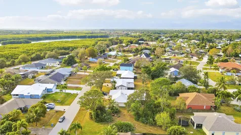 2398 SE Alden Street Port Saint Lucie FL 34984