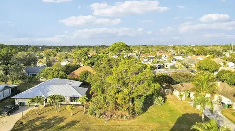 2398 SE Alden Street Port Saint Lucie FL 34984