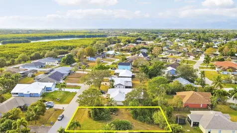2398 SE Alden Street Port Saint Lucie FL 34984