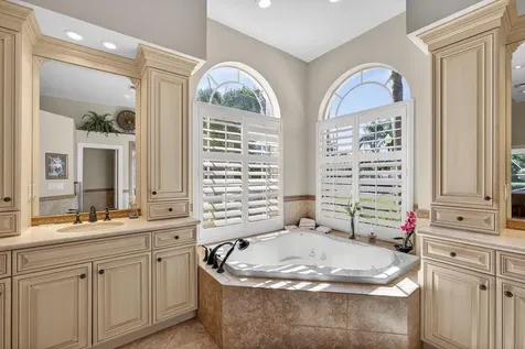 65 Cayman Place Palm Beach Gardens FL 33418