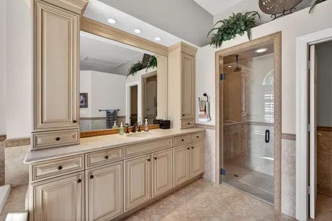 65 Cayman Place Palm Beach Gardens FL 33418