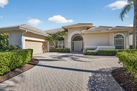 65 Cayman Place Palm Beach Gardens FL 33418