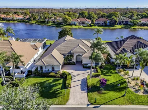65 Cayman Place Palm Beach Gardens FL 33418
