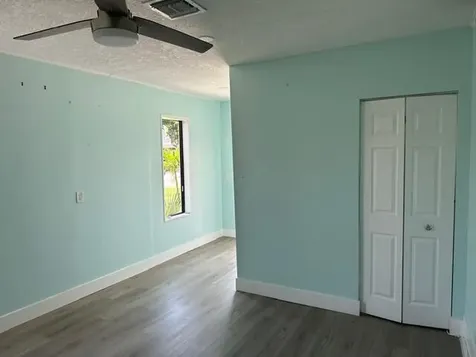 907 Se Lake Street Stuart FL 34994