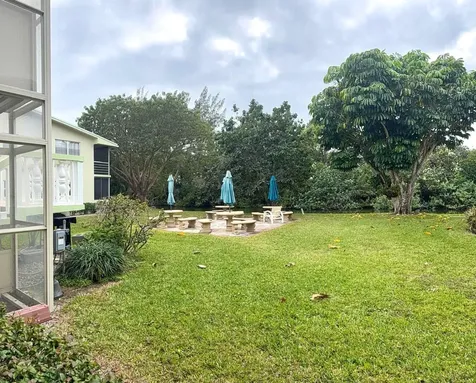 63 Windsor C West Palm Beach FL 33417
