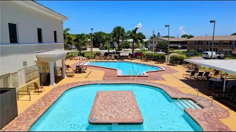 63 Windsor C West Palm Beach FL 33417