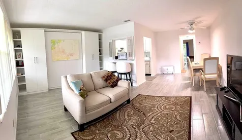 63 Windsor C West Palm Beach FL 33417