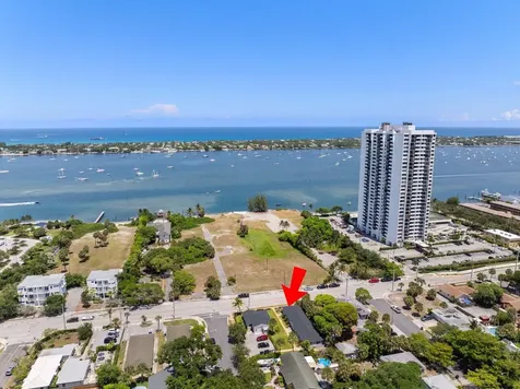 406 57th Street West Palm Beach FL 33407