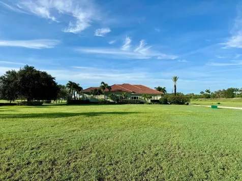 104 SE Rio Siena Port Saint Lucie FL 34984