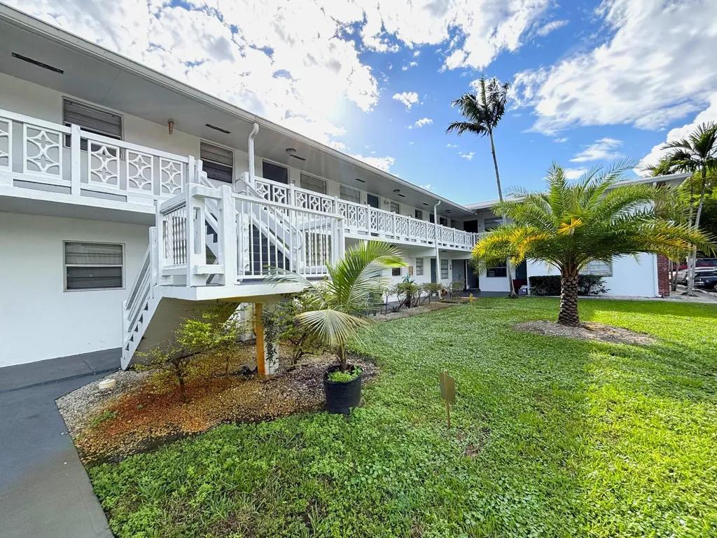 1916 SW 11th Street Fort Lauderdale FL 33312