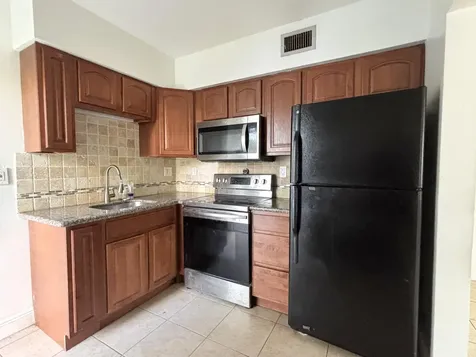 1916 SW 11th Street Fort Lauderdale FL 33312