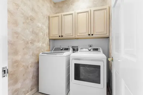 110 Glenbrook Court Atlantis FL 33462