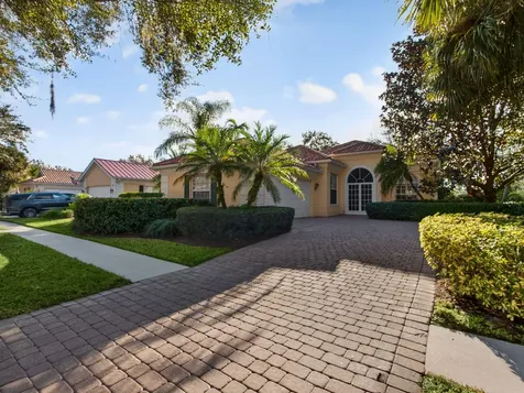 1590 Sw Balmoral Trace Stuart FL 34997
