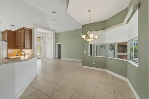 1112 Se Strathmore Drive Port Saint Lucie FL 34952