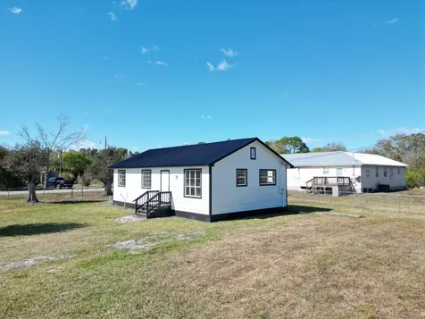 3095 Nw 36th Street Okeechobee FL 34972