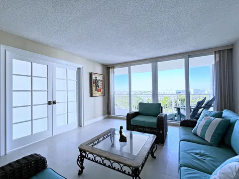 3546 S Ocean Boulevard South Palm Beach FL 33480